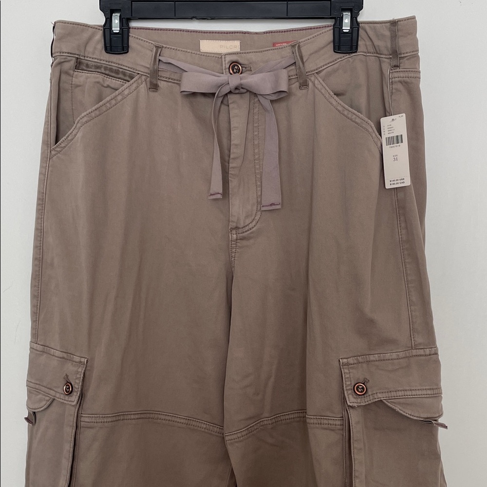 Anthropologie Pilcro Parachute Cargo Pants Neutral Beige size 31 NWT - Picture 5 of 16